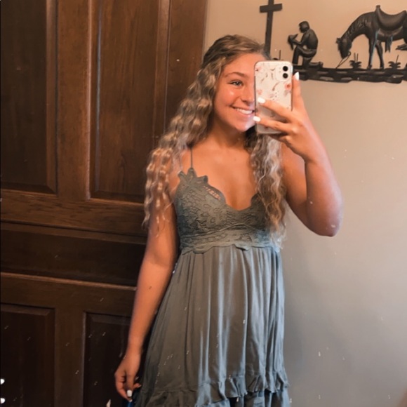 ashleyelaines